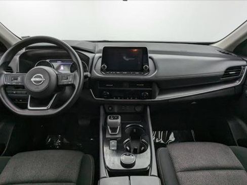 Used 2024 Nissan Rogue SV image 24