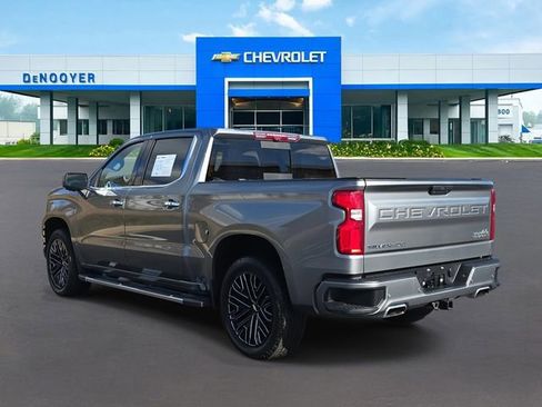 Used 2020 Chevrolet Silverado 1500 High Country w/ Technology Package image 11