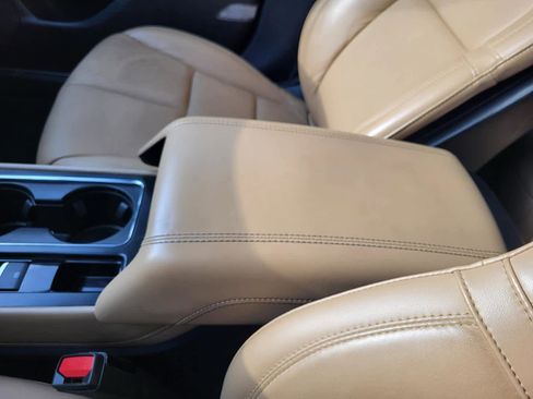 Used 2020 Lincoln Corsair Reserve w/ Rear Removable Package Tray image 24