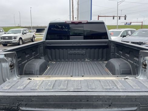 Used 2024 GMC Sierra 1500 AT4 w/ Technology Package image 30