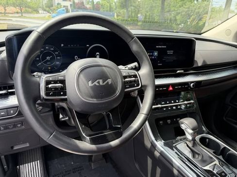 Certified 2024 Kia Carnival SX Prestige FWD image 19