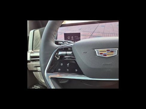 New 2026 Cadillac Escalade Luxury w/ LPO, Radiant Package AWD/4WD image 19
