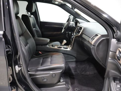 Certified 2017 Jeep Grand Cherokee Limited AWD/4WD image 22