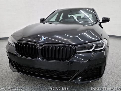 Used 2023 BMW 530e w/ M Sport Package RWD image 1