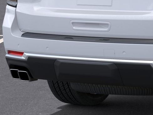 New 2026 Chevrolet Suburban High Country AWD/4WD image 14