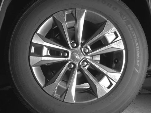 Used 2025 Chevrolet Equinox LT image 14