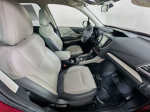Used 2023 Subaru Forester Limited image 37