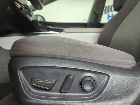 Used 2023 Toyota Camry LE w/ Convenience Package FWD image 25