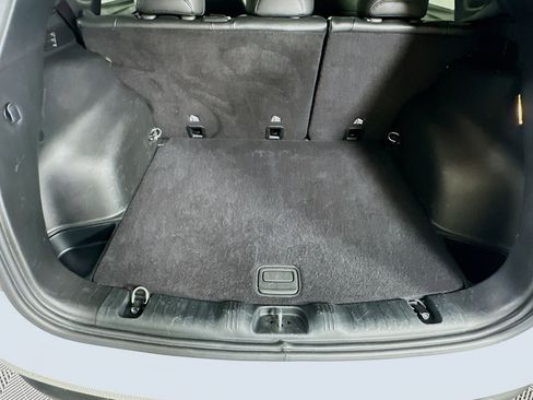 Used 2025 Jeep Compass Latitude image 26