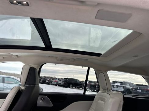 Used 2022 Lincoln Aviator Black Label Grand Touring image 38