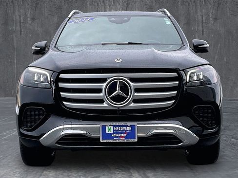 Used 2024 Mercedes-Benz GLS 450 4MATIC image 2