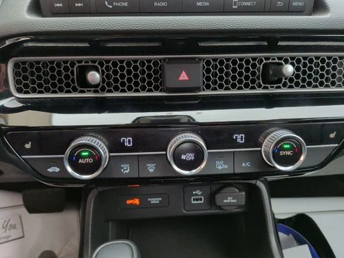 Certified 2023 Honda Civic EX image 19