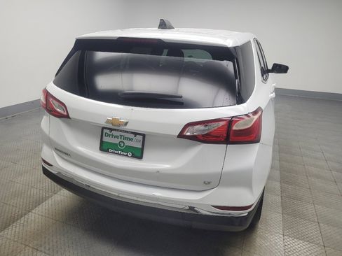 Used 2020 Chevrolet Equinox LT w/ Driver Convenience Package image 7