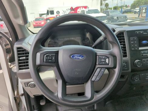 Used 2021 Ford F550 4x4 Regular Cab Super Duty image 14