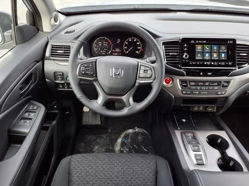 New 2026 Honda Ridgeline Sport image 17