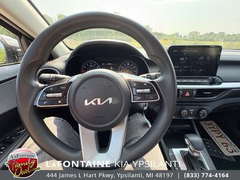 Used 2024 Kia Forte LXS FWD image 13