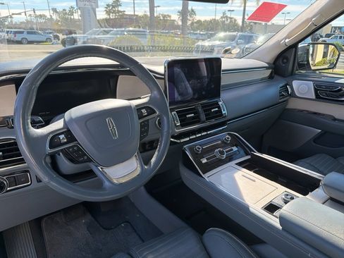 Used 2018 Lincoln Navigator Black Label w/ Cargo Package image 9
