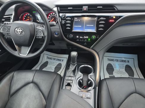 Certified 2018 Toyota Camry XSE image 18