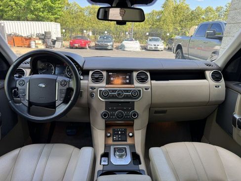 Used 2016 Land Rover LR4 HSE AWD/4WD image 21