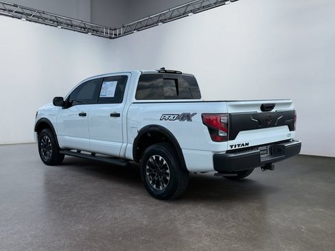 Used 2023 Nissan Titan PRO-4X w/ Pro-4x Convenience Package AWD/4WD image 5
