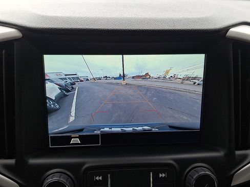 Used 2024 GMC Terrain SLE w/ Driver Convenience Package image 19