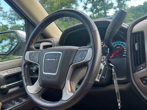 Used 2017 GMC Sierra 1500 Denali AWD/4WD image 13