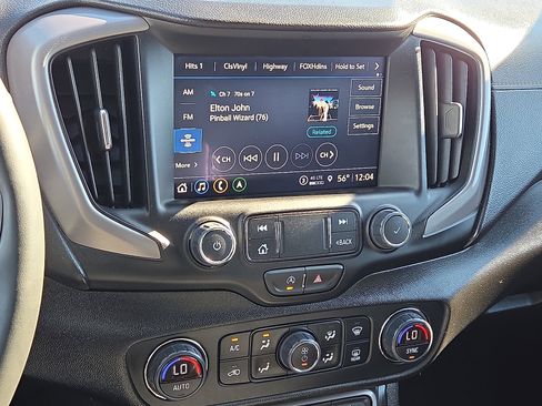 Used 2024 GMC Terrain AT4 w/ Infotainment Package II image 16