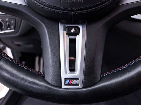 Used 2023 BMW M5 w/ Executive Package image 39