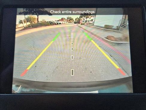 Used 2021 Jeep Cherokee Latitude Lux w/ Trailer Tow Group image 14