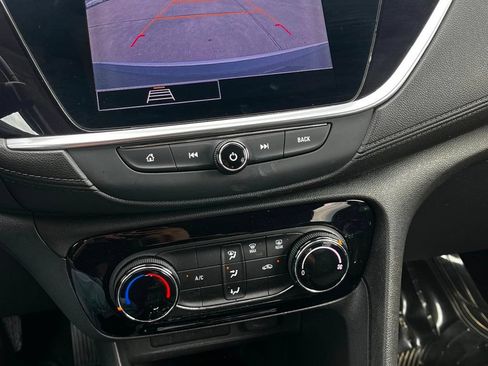 Used 2020 Buick Encore GX Preferred FWD image 18