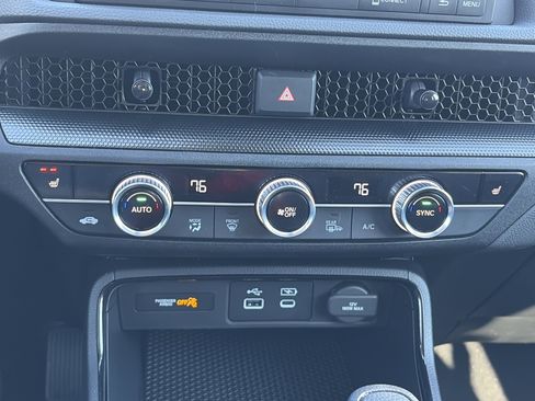 Certified 2024 Honda CR-V EX image 32