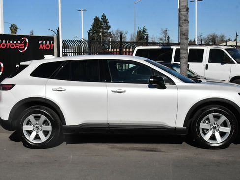 Used 2024 Honda Prologue EX image 9