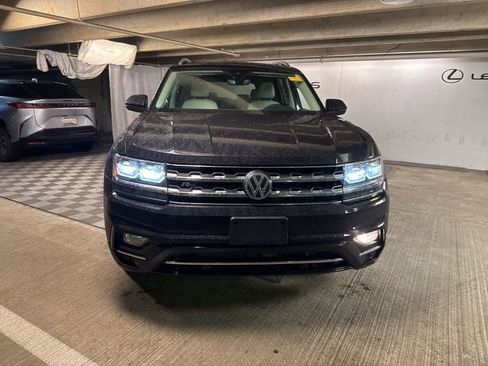 Used 2019 Volkswagen Atlas SEL R-Line image 2