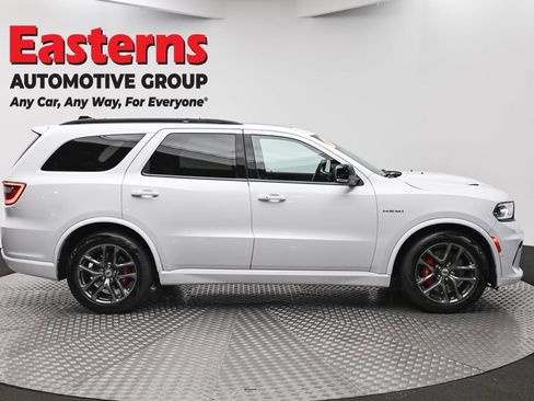 Used 2024 Dodge Durango R/T AWD/4WD image 4