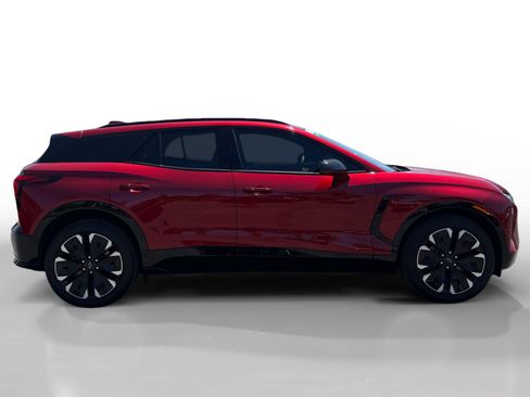 Used 2024 Chevrolet Blazer EV RS RWD image 6