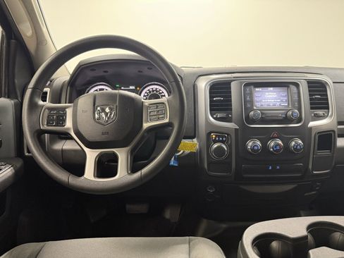 Used 2021 RAM 1500 Classic SLT image 22