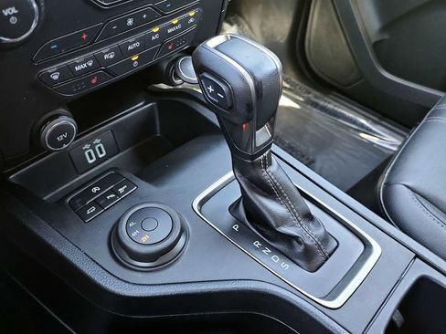 Used 2021 Ford Ranger Lariat w/ Equipment Group 501A High image 21