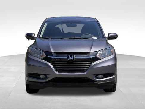 Used 2018 Honda HR-V EX image 8