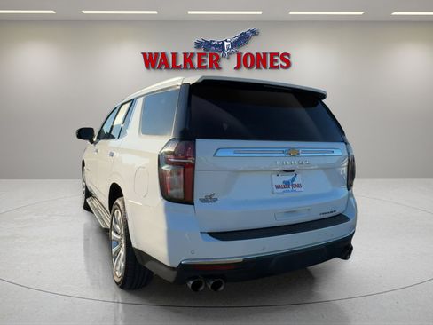 Used 2021 Chevrolet Tahoe Premier w/ Premium Package image 3