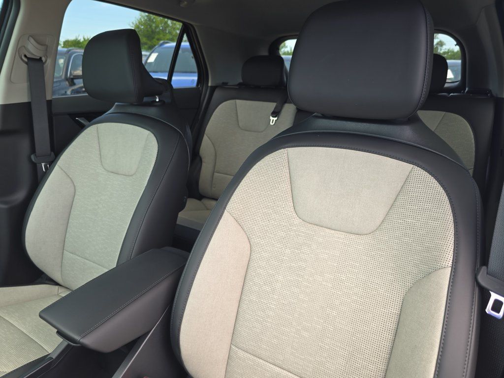 New 2026 Kia Niro SX Touring FWD image 22