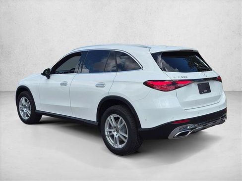 Used 2026 Mercedes-Benz GLC 300 image 8