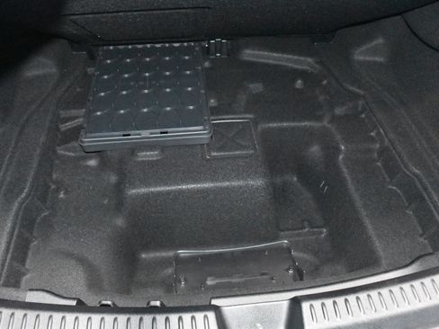 New 2026 Mercedes-Benz E 350 4MATIC Sedan image 25