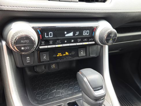 Certified 2023 Toyota RAV4 XLE Premium AWD/4WD image 26
