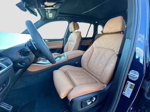 New 2026 BMW X5 sDrive40i w/ M Sport Package image 15
