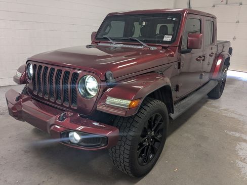 Used 2021 Jeep Gladiator Overland AWD/4WD image 11