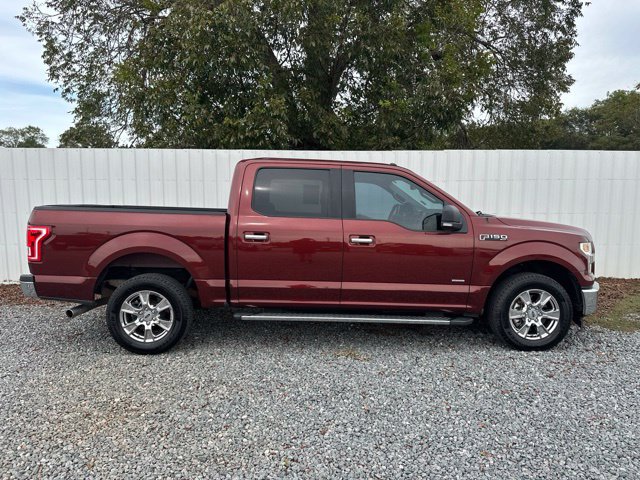 Used 2017 Ford F150 XLT w/ Equipment Group 302A Luxury RWD image 6