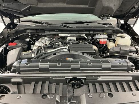 Used 2025 GMC Sierra 3500 AT4 w/ AT4 Premium Plus Package AWD/4WD image 34
