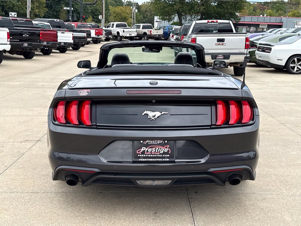 Used 2022 Ford Mustang Premium RWD image 17