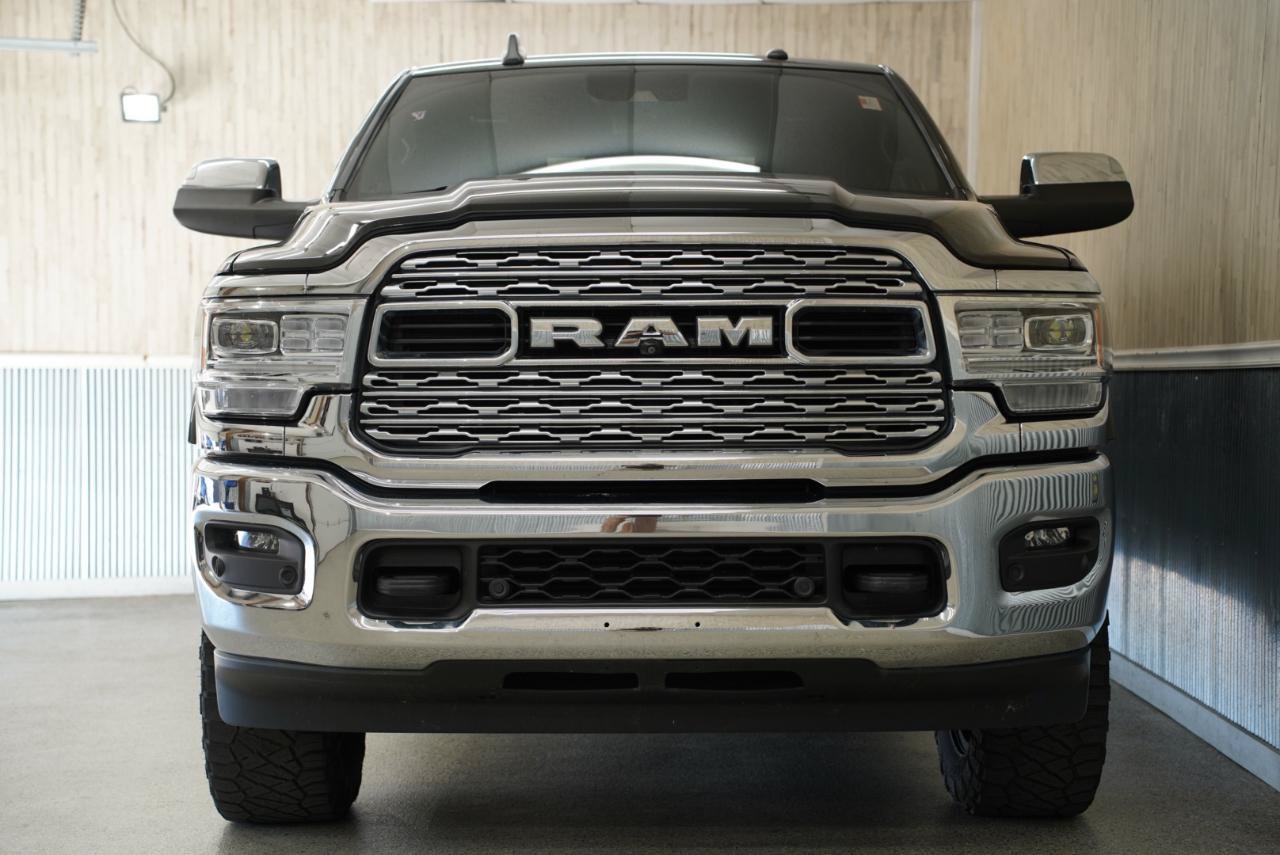 Used 2022 RAM 2500 Limited AWD/4WD image 3