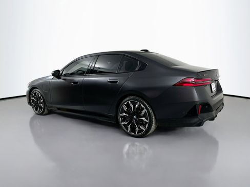 New 2026 BMW 550e xDrive w/ Executive Package image 7